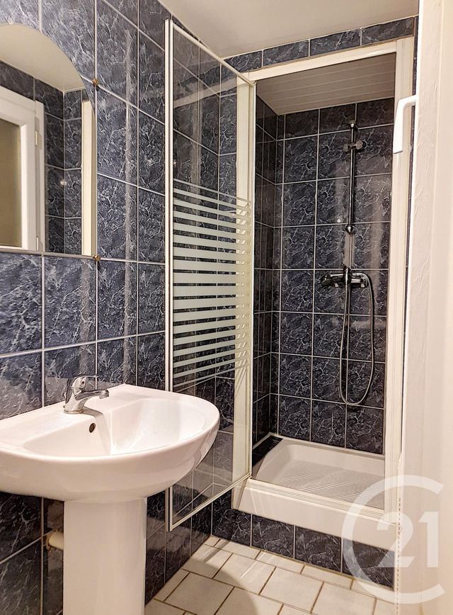 Appartement F3 &agrave; louer - 3 pi&egrave;ces - 52 m2 - Bar Sur Aube - 10 - CHAMPAGNE-ARDENNE