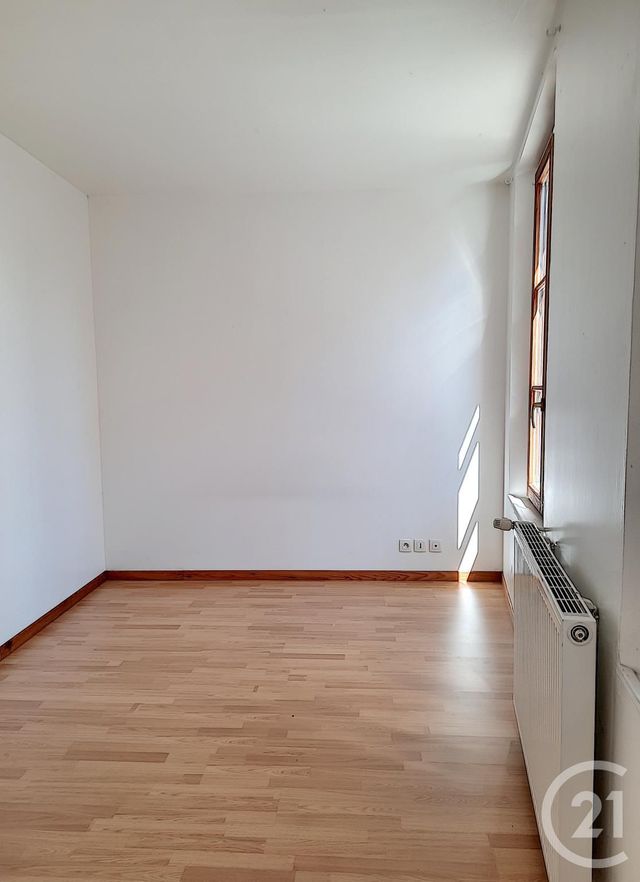 Appartement F3 &agrave; louer - 3 pi&egrave;ces - 52 m2 - Bar Sur Aube - 10 - CHAMPAGNE-ARDENNE