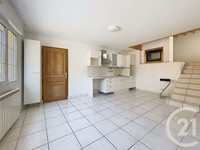 Maison &agrave; louer - 7 pi&egrave;ces - 154,30 m2 - Colombe Le Sec - 10 - CHAMPAGNE-ARDENNE