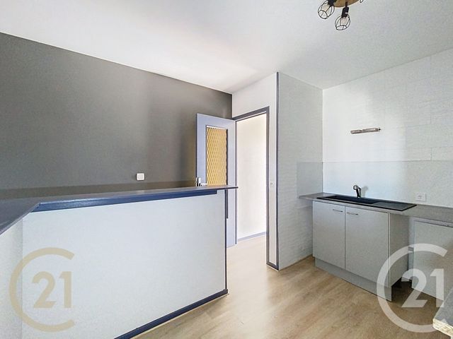 Appartement T3 &agrave; louer - 3 pi&egrave;ces - 55,92 m2 - Bar Sur Aube - 10 - CHAMPAGNE-ARDENNE