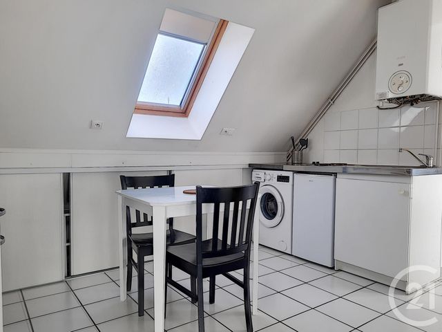 Appartement T2 &agrave; louer - 2 pi&egrave;ces - 22 m2 - Bar Sur Aube - 10 - CHAMPAGNE-ARDENNE