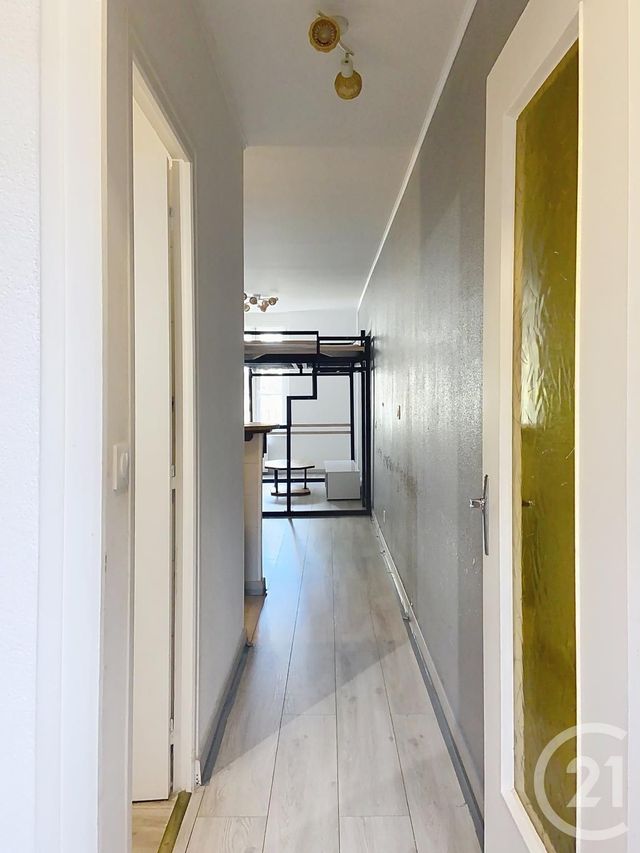 Appartement Studio &agrave; louer - 1 pi&egrave;ce - 32 m2 - Bar Sur Aube - 10 - CHAMPAGNE-ARDENNE