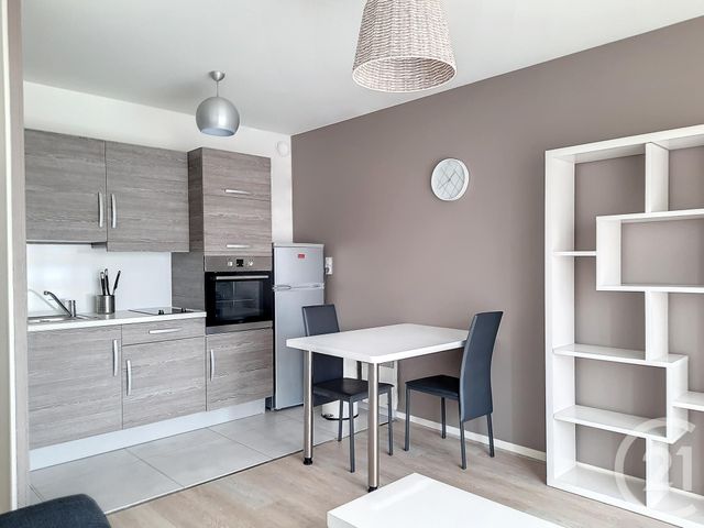 Appartement T2 &agrave; louer - 2 pi&egrave;ces - 33,86 m2 - Bar Sur Aube - 10 - CHAMPAGNE-ARDENNE