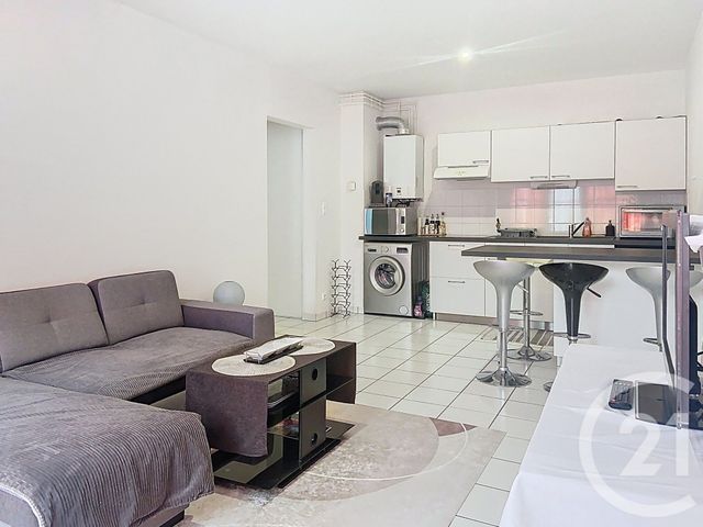 Appartement F2 &agrave; louer - 2 pi&egrave;ces - 48 m2 - Bar Sur Aube - 10 - CHAMPAGNE-ARDENNE