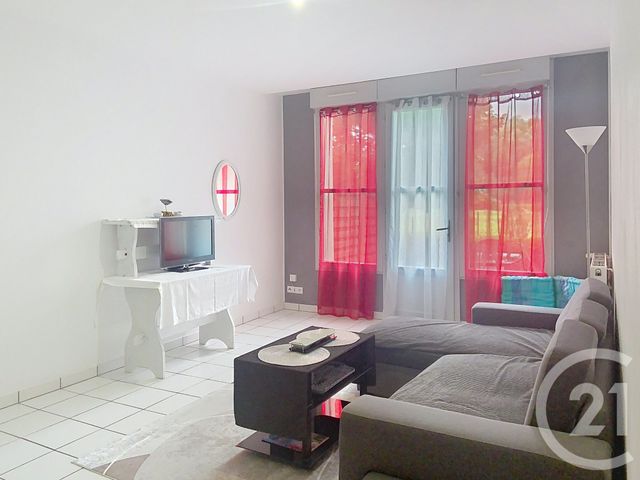Appartement F2 &agrave; louer - 2 pi&egrave;ces - 48 m2 - Bar Sur Aube - 10 - CHAMPAGNE-ARDENNE