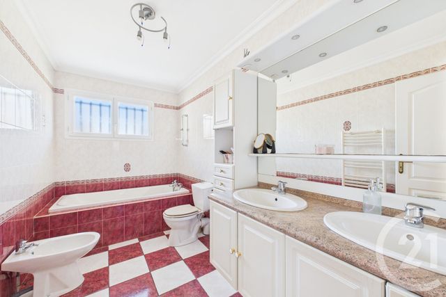 Maison à vendre - 6 pièces - 130 m2 - Bruges - 33 - AQUITAINE