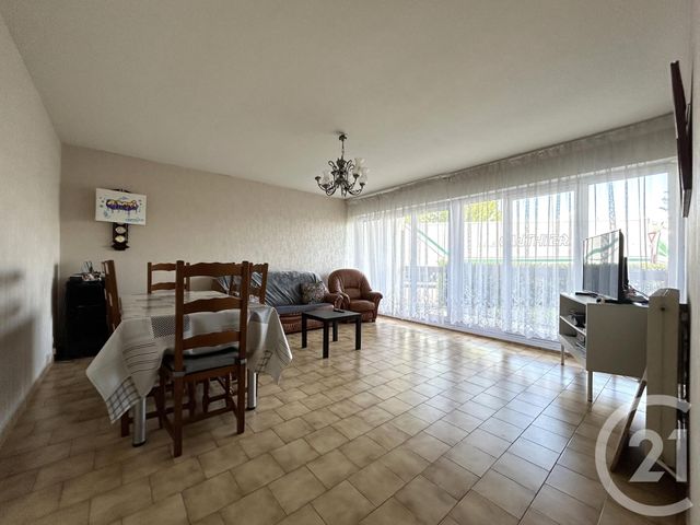 Appartement T4 à vendre - 4 pièces - 94 m2 - Le Bouscat - 33 - AQUITAINE