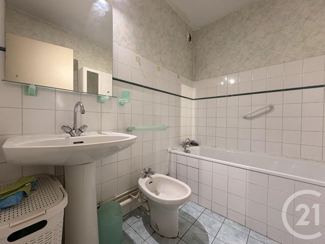 Appartement T3 à vendre - 3 pièces - 69,01 m2 - Le Bouscat - 33 - AQUITAINE