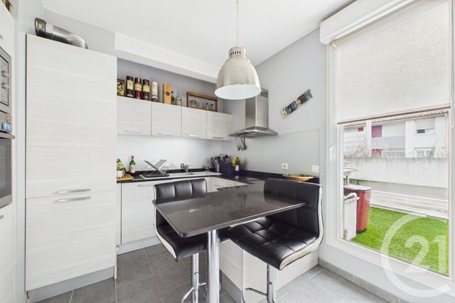Appartement T4 à vendre - 4 pièces - 94,87 m2 - Bruges - 33 - AQUITAINE