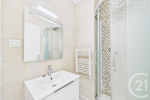 Appartement T4 à louer - 4 pièces - 86,82 m2 - Merignac - 33 - AQUITAINE