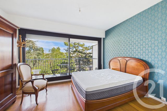 Appartement T4 à louer - 4 pièces - 85 m2 - Merignac - 33 - AQUITAINE