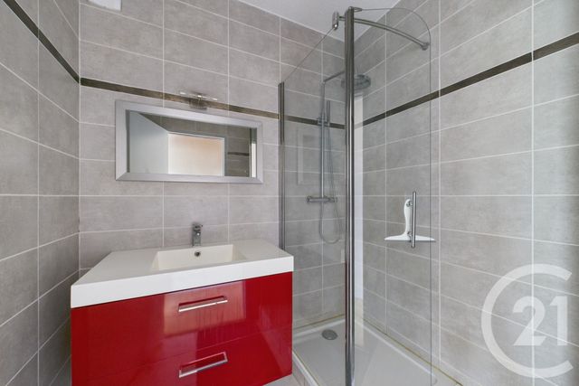 Appartement T4 à louer - 4 pièces - 85 m2 - Merignac - 33 - AQUITAINE