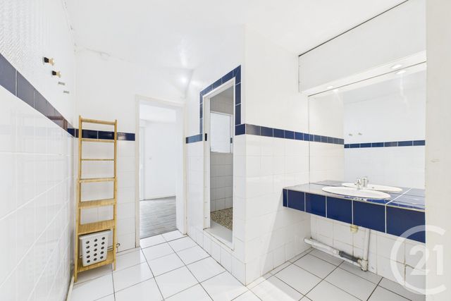 Maison &agrave; louer - 5 pi&egrave;ces - 133,09 m2 - Bordeaux - 33 - AQUITAINE