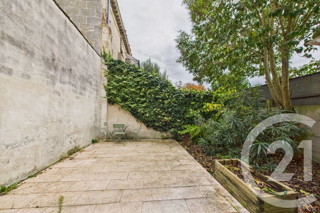 Maison &agrave; louer - 5 pi&egrave;ces - 133,09 m2 - Bordeaux - 33 - AQUITAINE