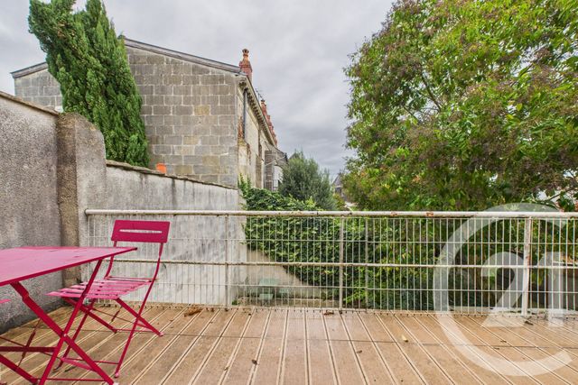 Maison &agrave; louer - 5 pi&egrave;ces - 133,09 m2 - Bordeaux - 33 - AQUITAINE