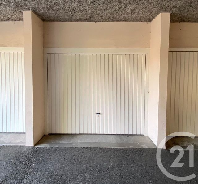 parking - LE BOUSCAT - 33