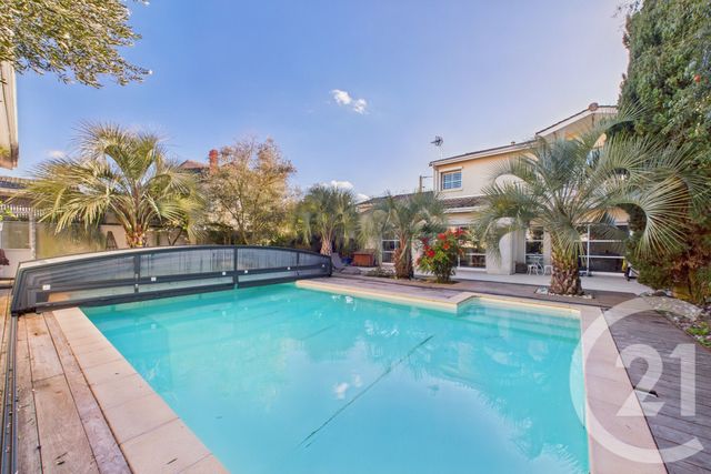 Maison à vendre - 8 pièces - 227 m2 - Bruges - 33 - AQUITAINE