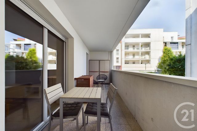 Appartement T4 à louer - 4 pièces - 79,64 m2 - Bordeaux - 33 - AQUITAINE