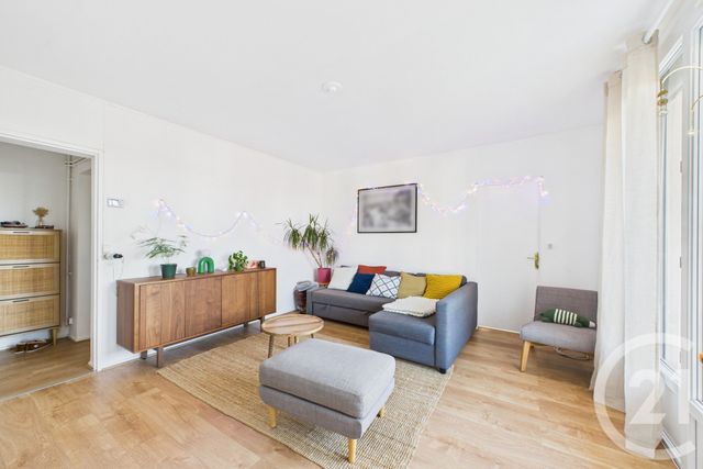 Appartement T4 &agrave; louer - 4 pi&egrave;ces - 80,18 m2 - Le Bouscat - 33 - AQUITAINE