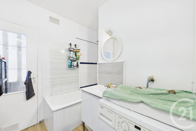 Appartement T4 &agrave; louer - 4 pi&egrave;ces - 80,18 m2 - Le Bouscat - 33 - AQUITAINE