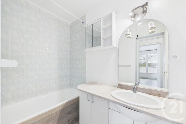 Appartement T2 &agrave; louer - 2 pi&egrave;ces - 56,77 m2 - Bruges - 33 - AQUITAINE