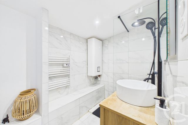 Appartement T1 &agrave; louer - 2 pi&egrave;ces - 27,01 m2 - Bordeaux - 33 - AQUITAINE