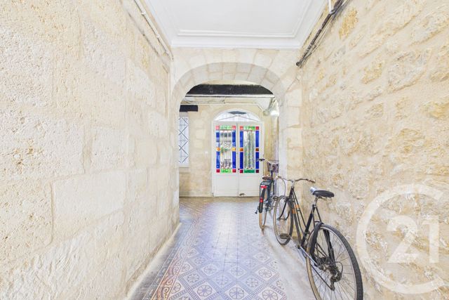 Appartement T2 &agrave; louer - 3 pi&egrave;ces - 61,38 m2 - Bordeaux - 33 - AQUITAINE