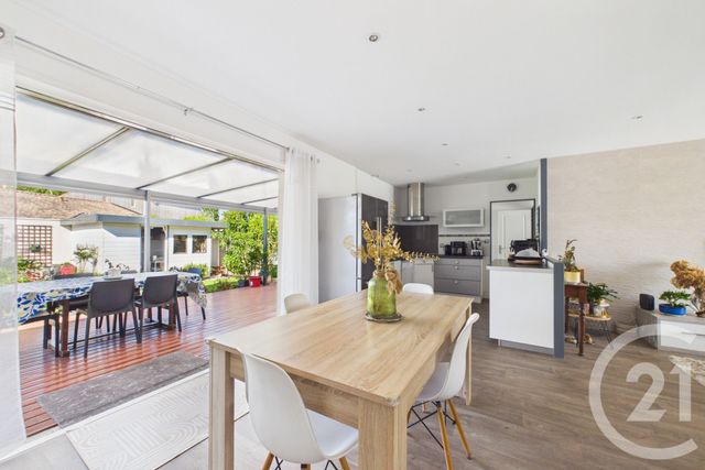 Maison &agrave; vendre - 5 pi&egrave;ces - 107 m2 - Bruges - 33 - AQUITAINE