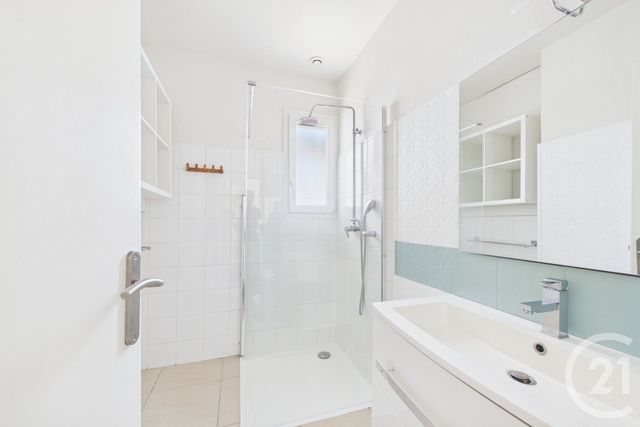 Maison &agrave; louer - 4 pi&egrave;ces - 68,34 m2 - Merignac - 33 - AQUITAINE