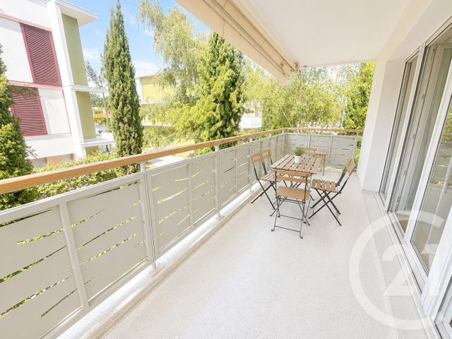 Appartement T4 &agrave; louer - 4 pi&egrave;ces - 85,40 m2 - Bruges - 33 - AQUITAINE