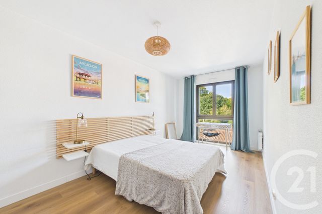 Appartement T2 &agrave; louer - 2 pi&egrave;ces - 48 m2 - Le Bouscat - 33 - AQUITAINE