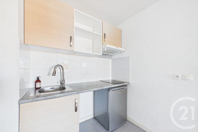 Appartement T2 &agrave; louer - 2 pi&egrave;ces - 40,02 m2 - Le Haillan - 33 - AQUITAINE