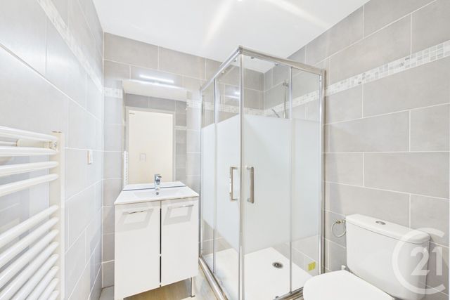 Appartement T1 &agrave; louer - 1 pi&egrave;ce - 26,66 m2 - Bordeaux - 33 - AQUITAINE