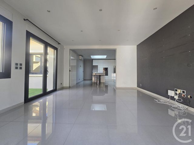 Maison &agrave; vendre - 5 pi&egrave;ces - 111,21 m2 - St Maur Des Fosses - 94 - ILE-DE-FRANCE