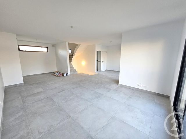 Appartement F5 à vendre - 6 pièces - 127,70 m2 - St Maur Des Fosses - 94 - ILE-DE-FRANCE