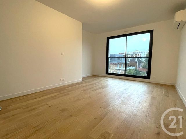 Appartement F5 à vendre - 6 pièces - 127,70 m2 - St Maur Des Fosses - 94 - ILE-DE-FRANCE