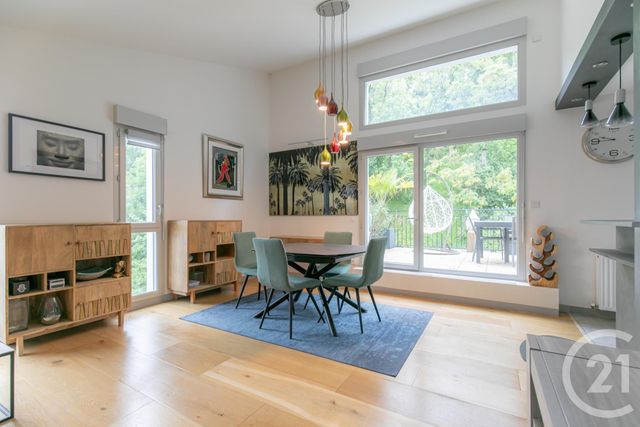 Appartement Duplex à vendre - 5 pièces - 92,16 m2 - Chennevieres Sur Marne - 94 - ILE-DE-FRANCE