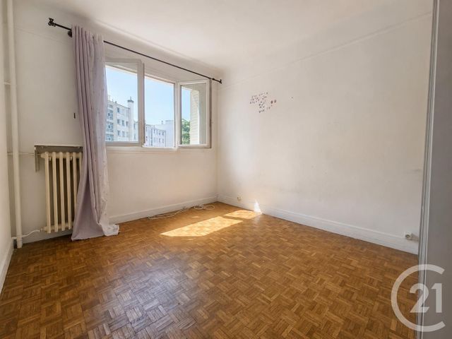Appartement F3 &agrave; vendre - 3 pi&egrave;ces - 61,53 m2 - St Maur Des Fosses - 94 - ILE-DE-FRANCE
