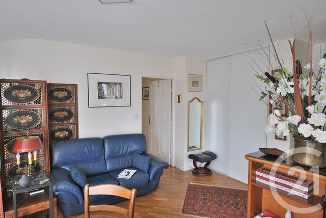 Appartement F3 à vendre - 3 pièces - 55,46 m2 - St Maur Des Fosses - 94 - ILE-DE-FRANCE