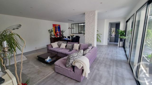 Maison à vendre - 5 pièces - 147,45 m2 - La Varenne St Hilaire - 94 - ILE-DE-FRANCE