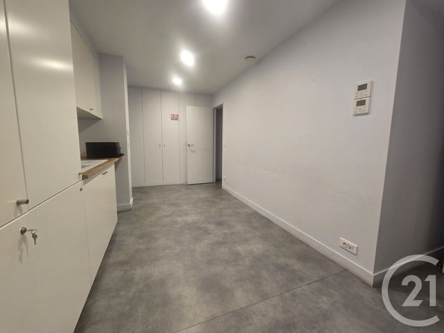 Local commercial à vendre - 201.61 m2 - 94 - Val-de-Marne