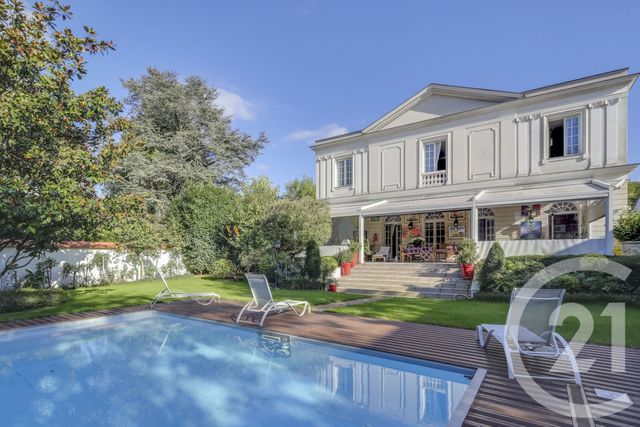 Maison à vendre - 7 pièces - 274,33 m2 - St Maur Des Fosses - 94 - ILE-DE-FRANCE