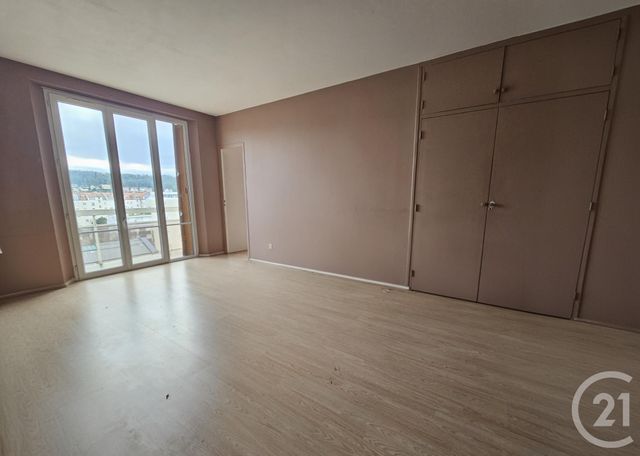 Appartement F2 à vendre ST MAUR DES FOSSES