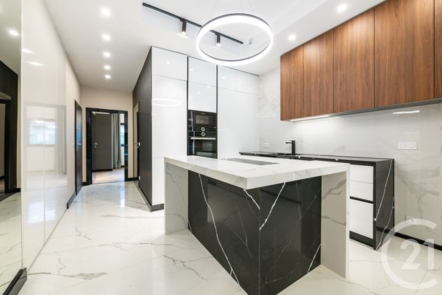 Appartement F4 &agrave; vendre - 5 pi&egrave;ces - 82,26 m2 - La Varenne St Hilaire - 94 - ILE-DE-FRANCE