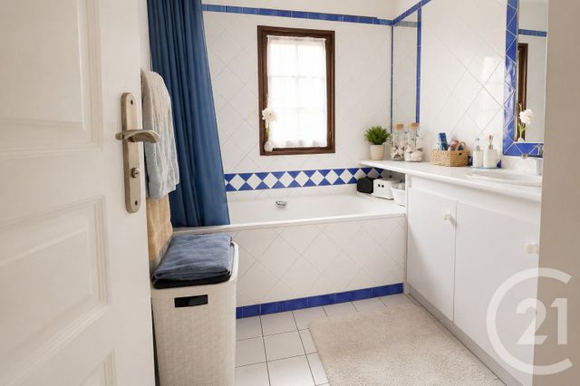 Appartement F3 &agrave; vendre - 3 pi&egrave;ces - 50,82 m2 - La Varenne St Hilaire - 94 - ILE-DE-FRANCE