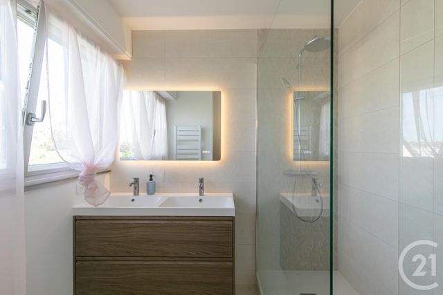 Appartement F5 &agrave; vendre - 5 pi&egrave;ces - 100,22 m2 - St Maur Des Fosses - 94 - ILE-DE-FRANCE