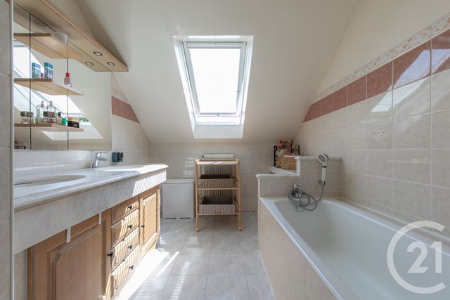 Maison &agrave; vendre - 7 pi&egrave;ces - 130,93 m2 - St Maur Des Fosses - 94 - ILE-DE-FRANCE