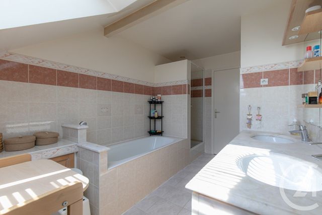 Maison &agrave; vendre - 7 pi&egrave;ces - 130,93 m2 - St Maur Des Fosses - 94 - ILE-DE-FRANCE