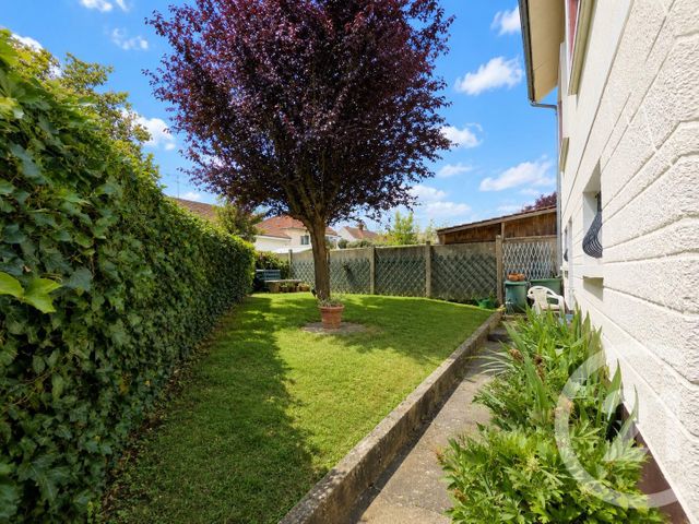 Maison &agrave; vendre - 5 pi&egrave;ces - 136,35 m2 - Ormesson Sur Marne - 94 - ILE-DE-FRANCE