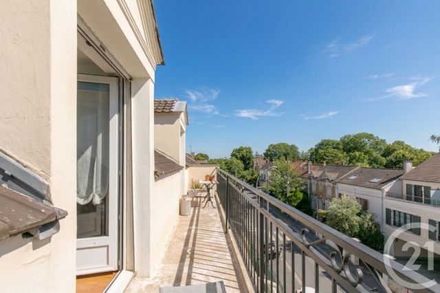 Appartement Duplex &agrave; vendre - 6 pi&egrave;ces - 104,63 m2 - Chennevieres Sur Marne - 94 - ILE-DE-FRANCE